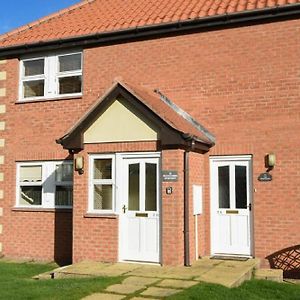 Beachcomber Apartment Bamburgh Exterior photo