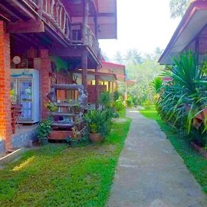 Villa Coconut Corner à Ko Yao Noi Exterior photo