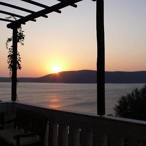 Villa With Breathtaking Views And Private Beach Agios Dimitrios  Exterior photo