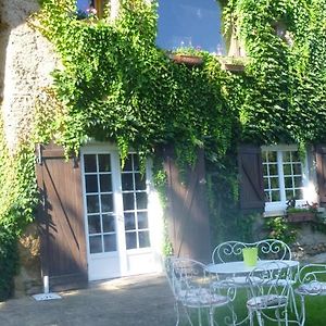 Hotel La Rolandière à Faverges-de-la-Tour Exterior photo