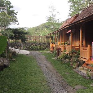 Hotel Omah Rumba Bata à Ngemplak  Exterior photo