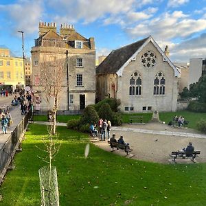 Cosy, Modern 1-Bed Apartment In Bath'S Iconic Centre Exterior photo