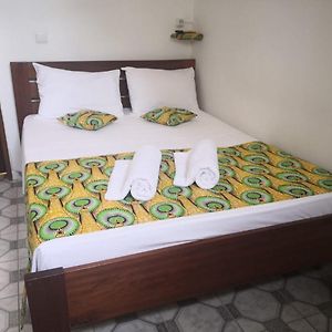 Bed and Breakfast Micaval Residential à Sao Tome Exterior photo