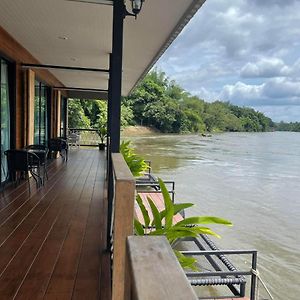 Hotel Rimwang The River Life à Ban Huai Maenam Noi Exterior photo