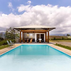 Villa Rancho Bellavista, Unique Views, Pool And Wifi! à Turrialba Exterior photo