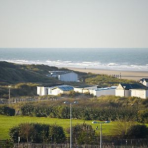 Appartement Le Bord De Mer à Calais Exterior photo