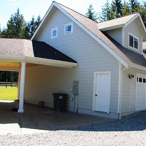 Hotel The Loft At The Nisqually Highland Ranch à Eatonville Exterior photo