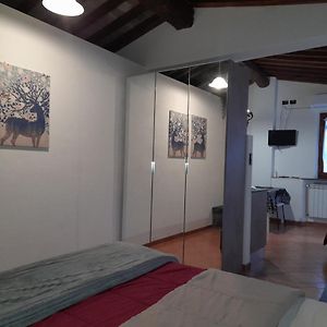 Hôtel La Casa In Giardino à Volterra Exterior photo