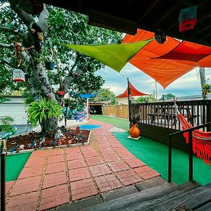 Villa Hammocks & Mini-Golf! 10 Mins From Beach! à Hollywood Exterior photo