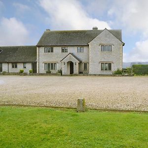 Villa Canon Court Farm à Haydon Exterior photo