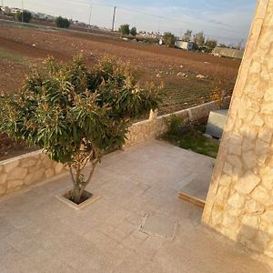 Apartment In Madba Madaba Exterior photo