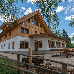 Hotel Planinska Koca Na Uskovnici à Srednja Vas v Bohinju Exterior photo