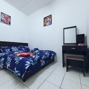 Port Dickson Teluk Kemang 3Room Hstay With Pool Exterior photo