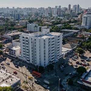 Eslait Hotel & Apartamentos Barranquilla  Exterior photo