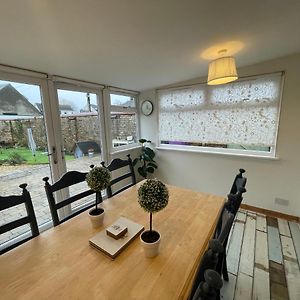 Traditional Cottage In West Kilbride Village Seamill Exterior photo