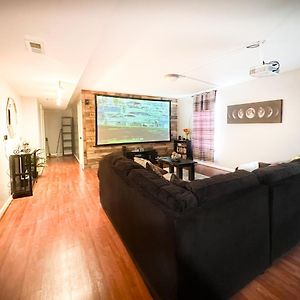 Appartement Cute 2-Brm Walkout Apt With Pool Table And Theater à Lexington Exterior photo