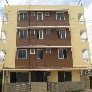 Golden Guest House- Miritini Mombasa Exterior photo