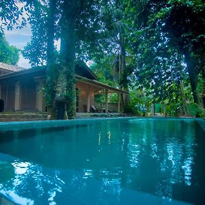 Villa Nook Serene Ambalangoda  Exterior photo