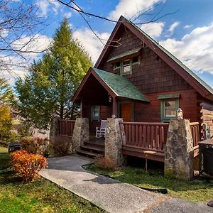 Home Sweet Hideaway Retreat Near Pigeon Forge Exterior photo