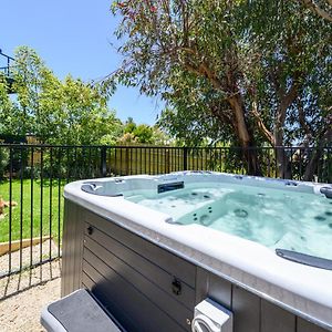 Villa Ocean & Country Views, Spa, Pets Welcome, Fireplace - Your Ocean Oasis 10 Minutes To Phillip Island à Kilcunda Exterior photo