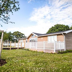 Aspen Lodge Willington  Exterior photo