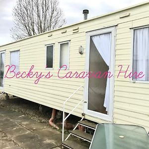 Becky'S Caravan At Marton Mere Blackpool Exterior photo