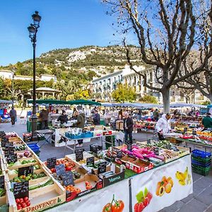 Market Square 2 Bedrooms 2 Baths Ac Private Garage Beaulieu-sur-Mer Exterior photo