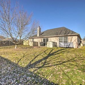 Family Home With Yard About 15 Mi To Downtown! Mooresville Exterior photo