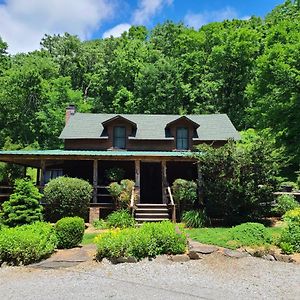Butterfly Hollow Bed And Breakfast Gordonsville Exterior photo