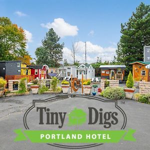 Tiny Digs - Hotel Of Tiny Houses Portland Exterior photo