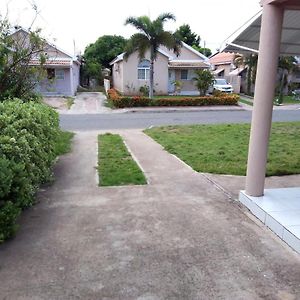 Secure Gated1Br Home In Caribbean Estate Portmore Exterior photo
