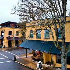 Hotel Douglas On Third à McMinnville Exterior photo