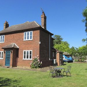 Large 4 Bedroom House In Norfolk Perfect For Families And Groups Of Friends Stoke Ferry Exterior photo