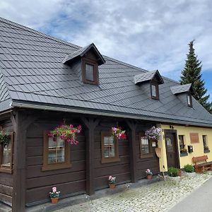 Villa Ferienhaus Sissi Mit Whirlpool, Sauna U Sehr Ruhig à Großschönau Exterior photo