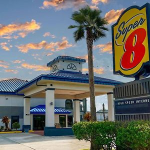 Hotel Super 8 By Wyndham Sealy Exterior photo