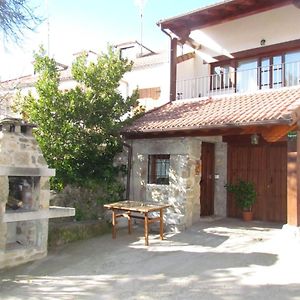 Villa Casa Rural La Piedra Del Mediodia De Gredos à Barajas de Gredos Exterior photo