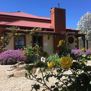 Wine And Roses Bed And Breakfast Mclaren Vale Exterior photo