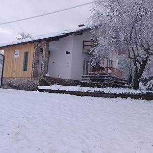 Holiday Home Ivano Korenica Exterior photo