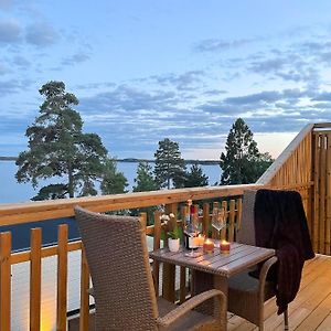 Villa New Lakehouse - Amazing Sea View And Private Pier! à Ville de Ville de Stockholm Exterior photo