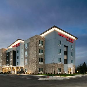 Towneplace Suites By Marriott Oconomowoc Exterior photo