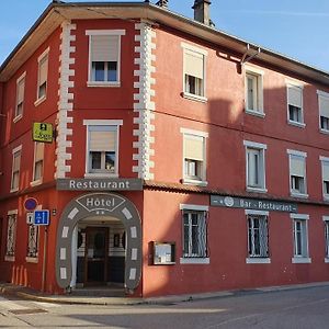 Logis Hôtel du Fer à Cheval Yenne Exterior photo