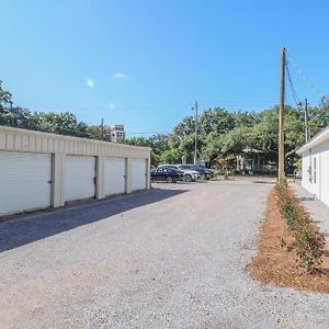 Duplex On Howard - Hornsby Suite Biloxi Exterior photo