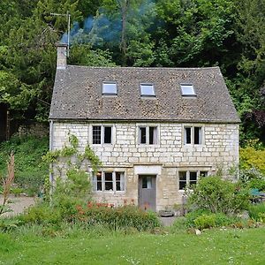 Villa Driftcombe Farmhouse à Bisley  Exterior photo