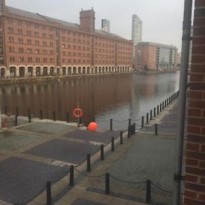 Fabulous Dockside Apartment Liverpool Exterior photo