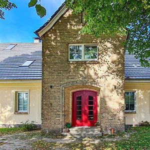 Ferienwohnung Wesenberg In Zirtow Exterior photo