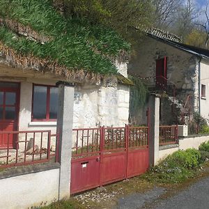 Villa Gite Troglodyte Les Iris à Villiers-sur-Loir Exterior photo