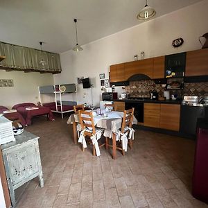 Bed and Breakfast Bed And Bikers à Riano  Exterior photo