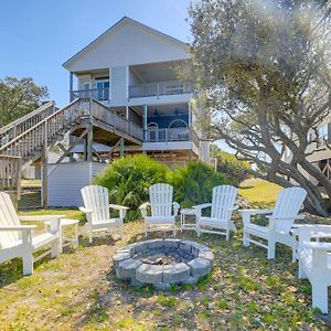 Waterfront Emerald Isle Home With Dock Access! Exterior photo