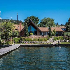 Villa Lake House At Quails' Gate Winery à West Kelowna Exterior photo