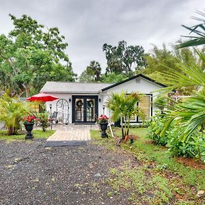 New Smyrna Beach Cottage About 1 Mi To Downtown! Exterior photo